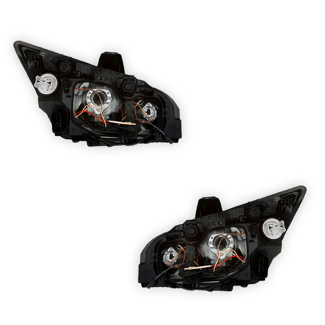Ford Focus LS / LT (2005 - 2007) Chrome OEM Style Headlights LH + RH