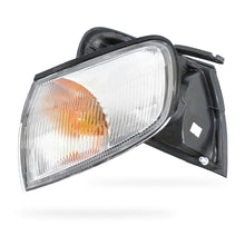 Nissan Pulsar N15 Sedan (1995 - 1998) Corner Lights LH + RH